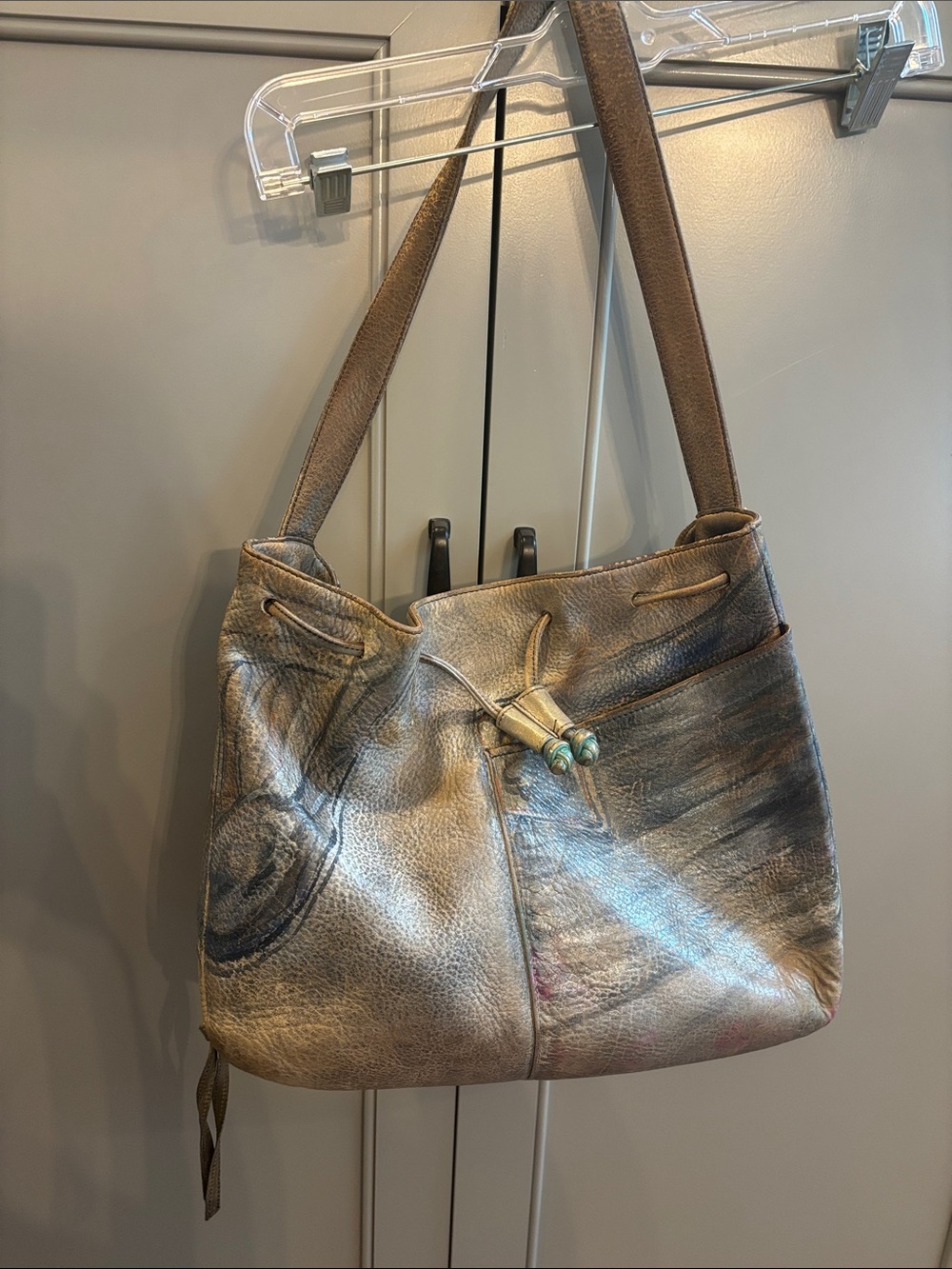 Vintage Jane Yoo Handpainred leather  Shoulder Bag in Distressed Brown